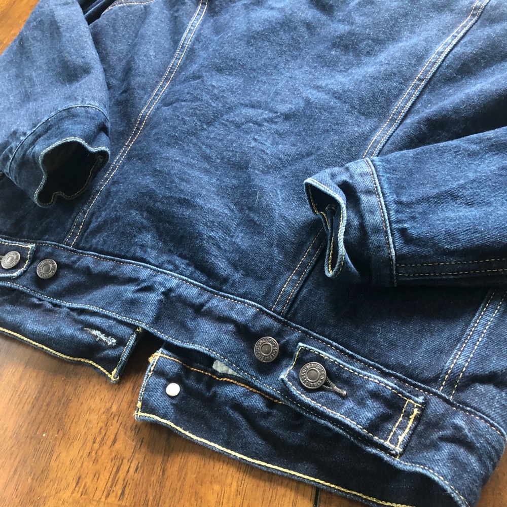 Levi’s Fleece Warm Lined Dark Denim Jean Jacket SM - Picture 4 of 5